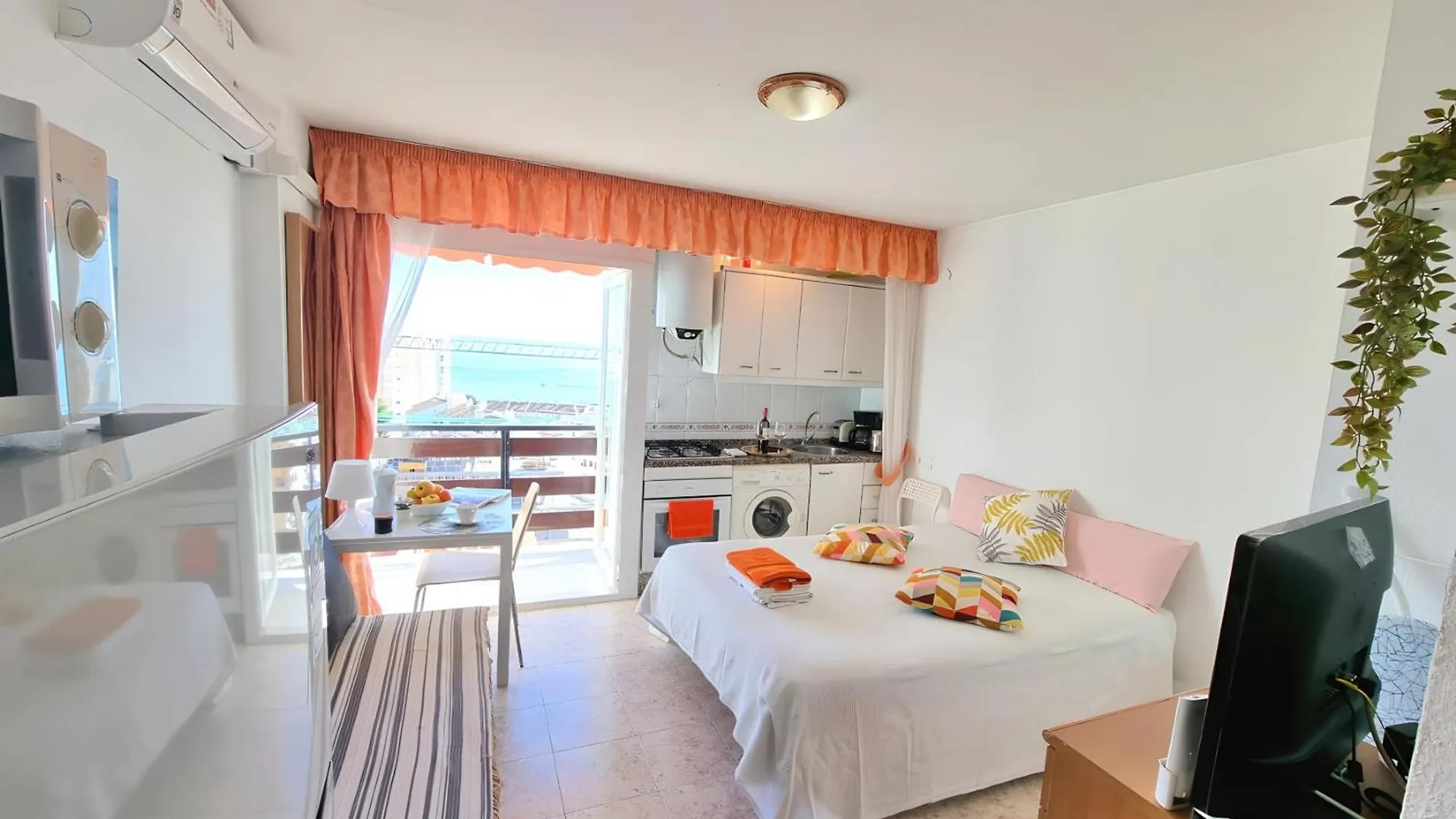 Estudio Las Naciones Apartment Benalmadena